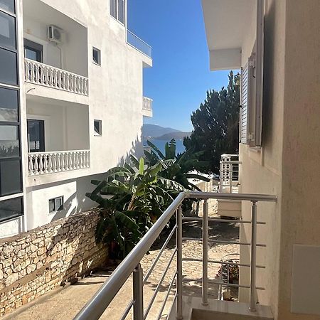 Mojito Beach Apartments With Free Parking Саранде Екстериор снимка