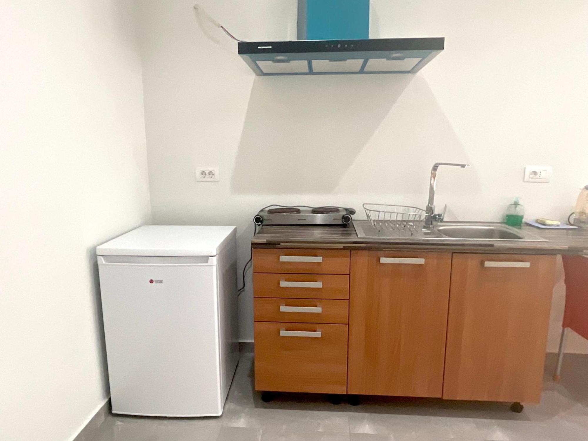 Mojito Beach Apartments With Free Parking Саранде Стая снимка