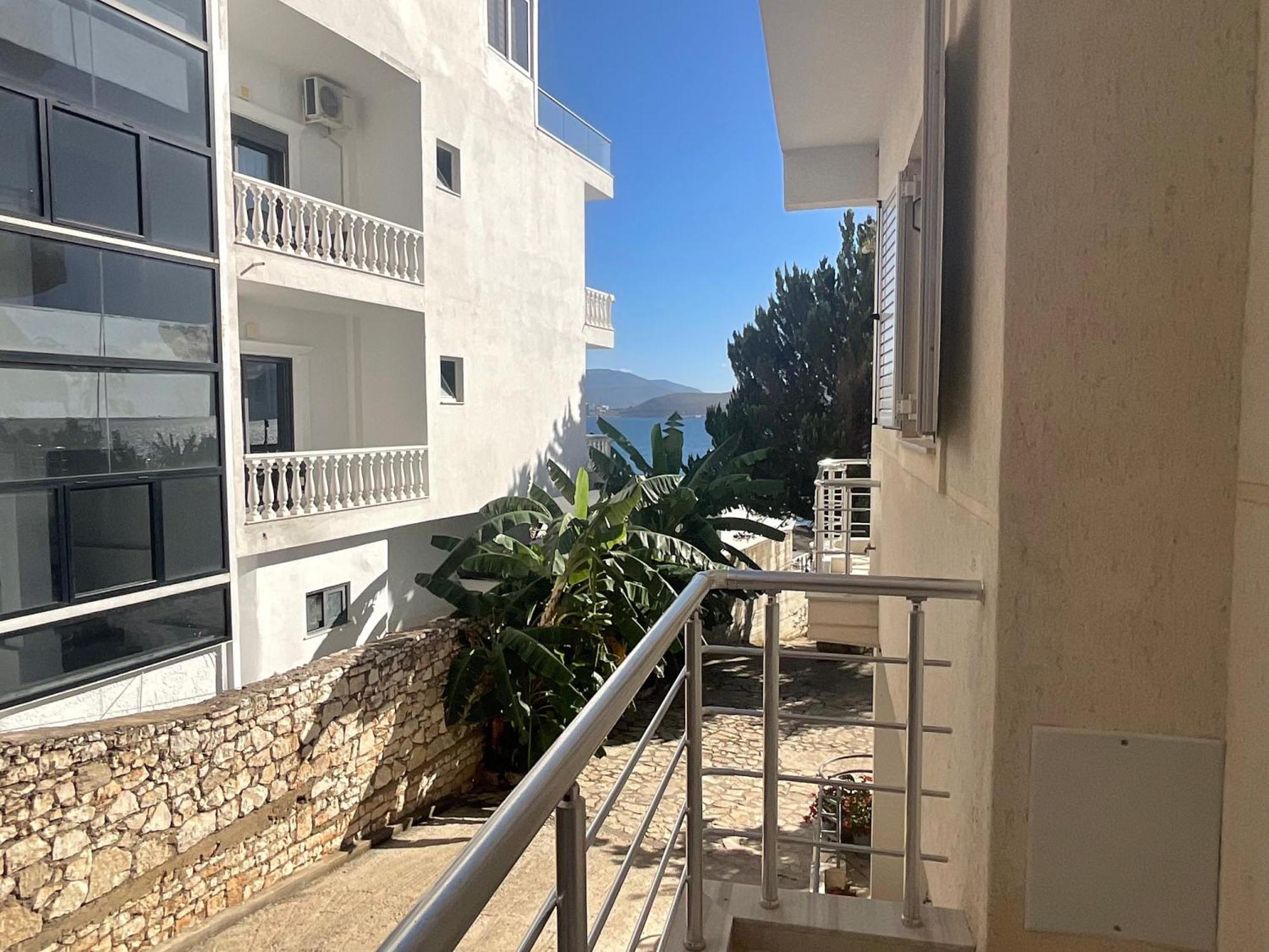 Mojito Beach Apartments With Free Parking Саранде Екстериор снимка